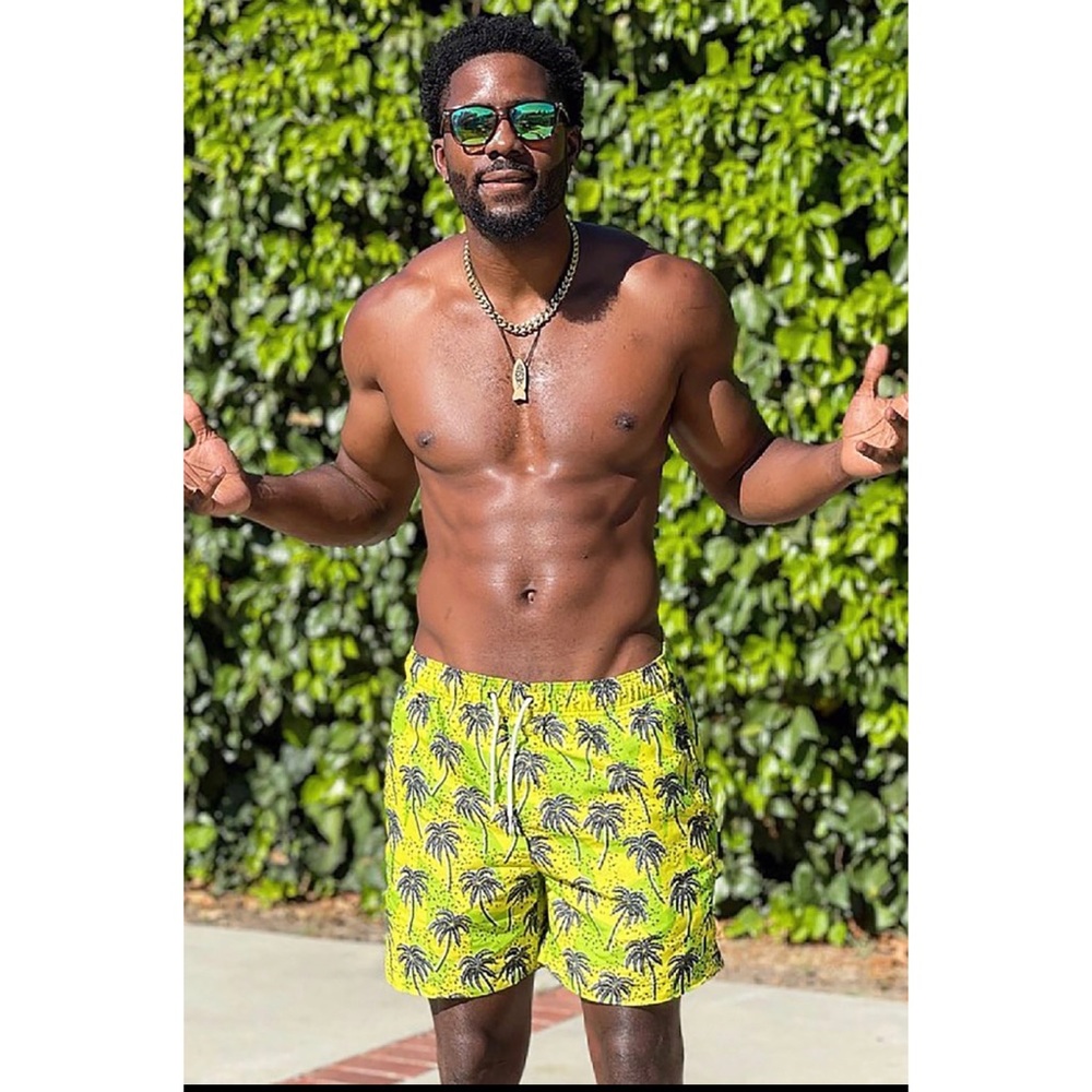 Fashion Nova Men Coconut Swim Trunks NWT Size XL